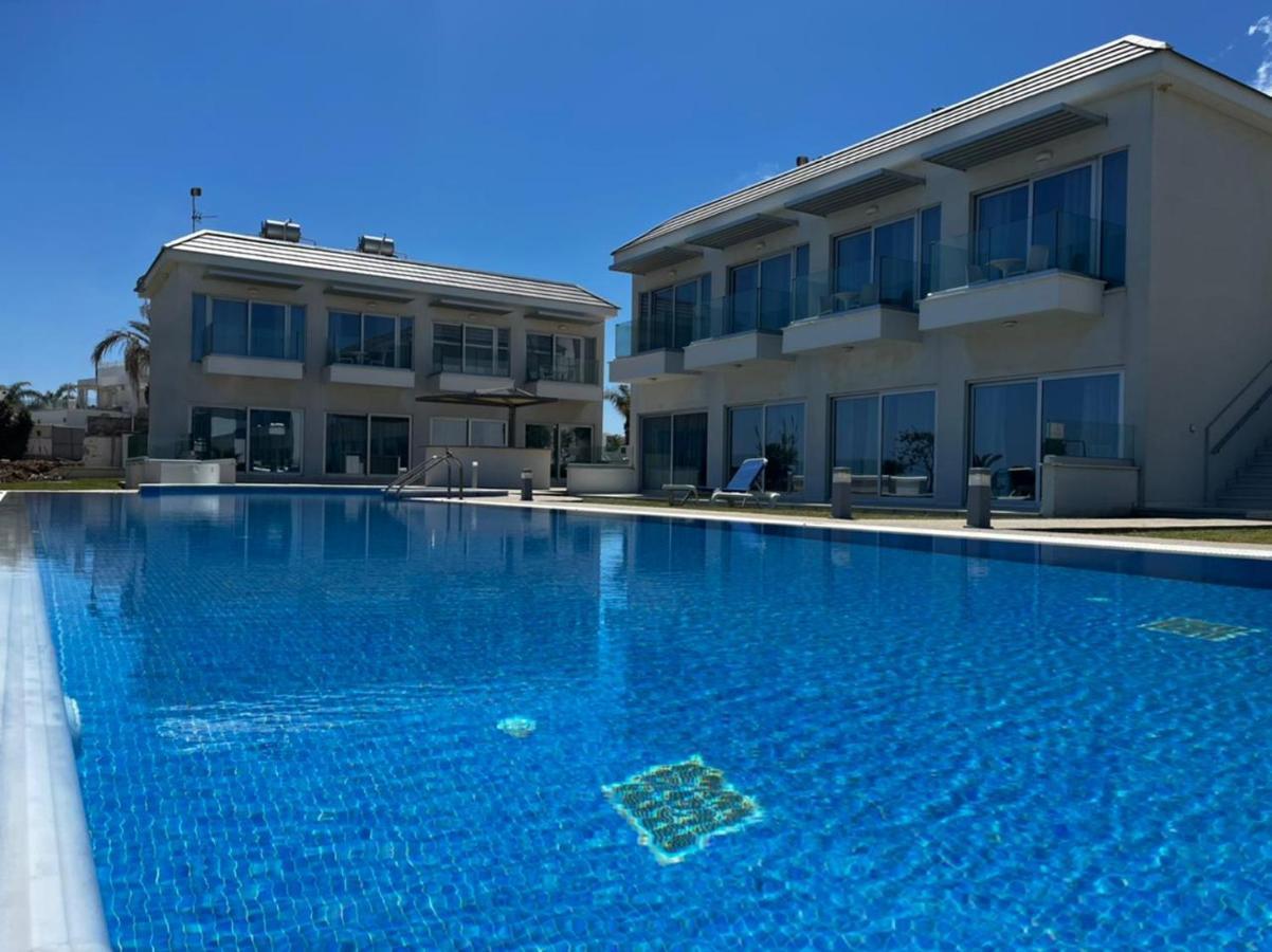 Ocean Suites Luxury Apartments Protaras Exterior foto